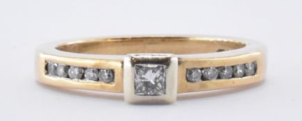 9CT GOLD & DIAMOND RING