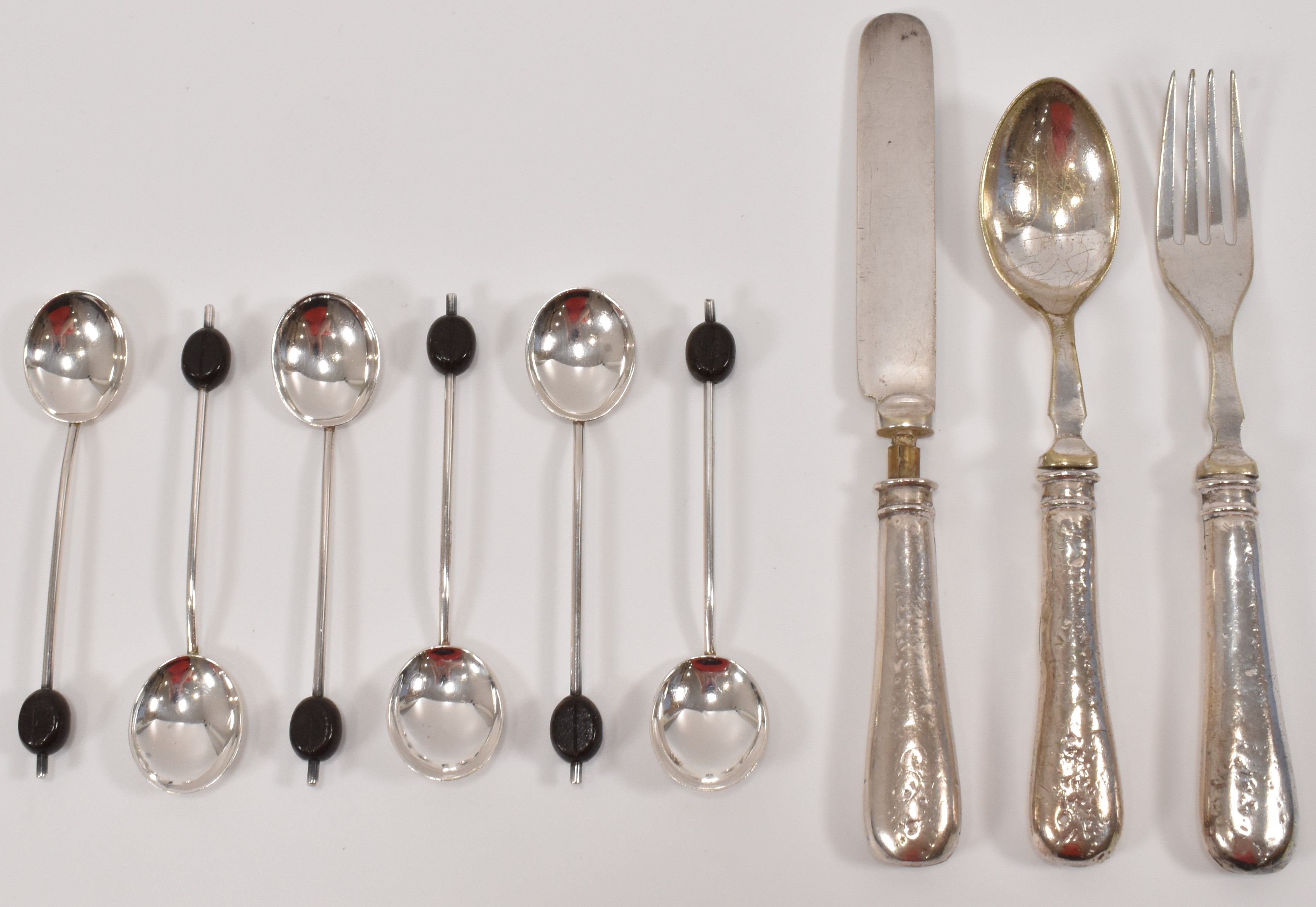 SILVER ART DECO COFFEE BEAN SPOONS & SILVER HANDLED CUTLERY SET