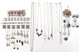 COLLECTION OF SILVER & WHITE METAL JEWELLERY