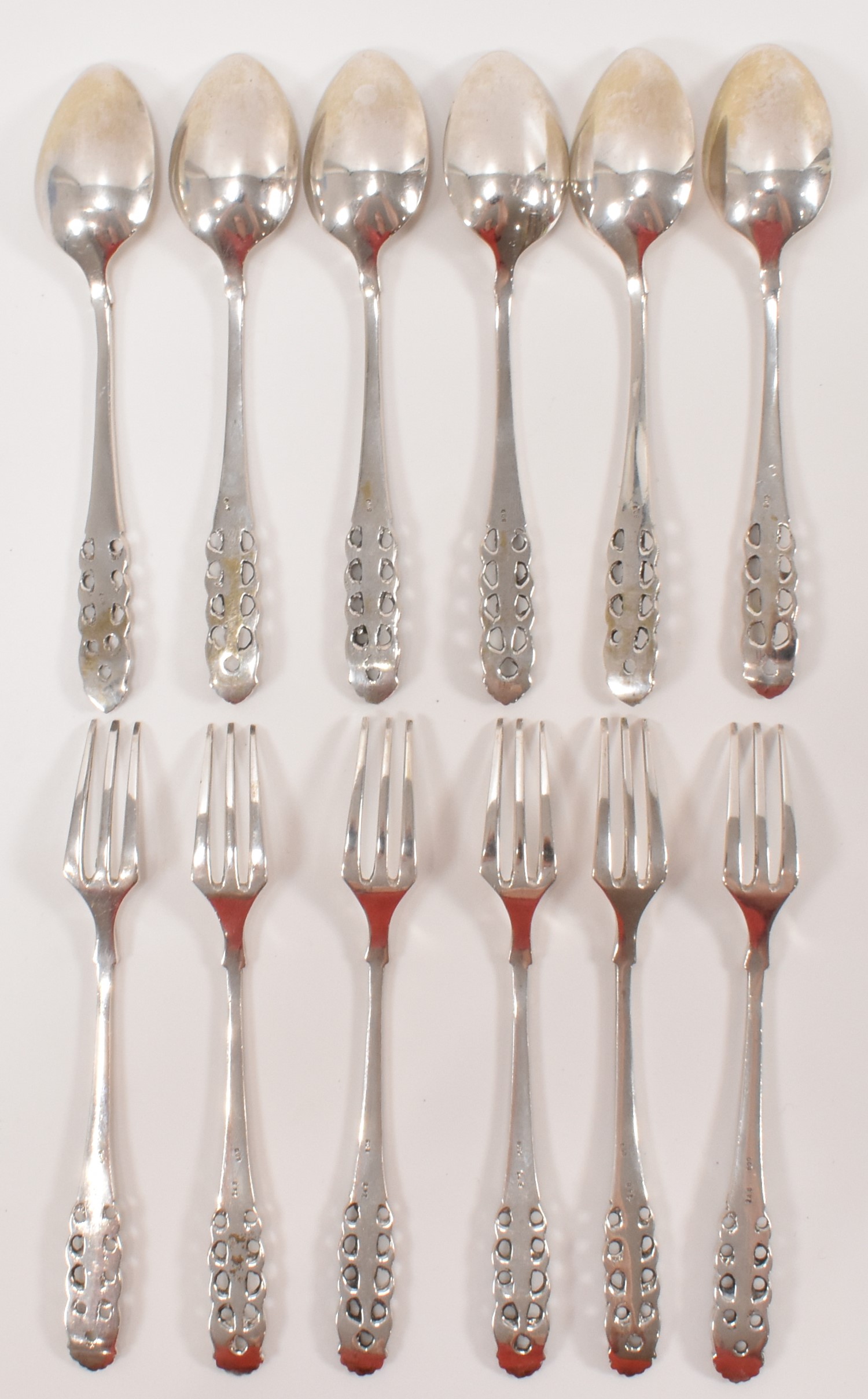 SILVER LIDDED SPOONER & DESSERT CUTLERY - Image 8 of 9