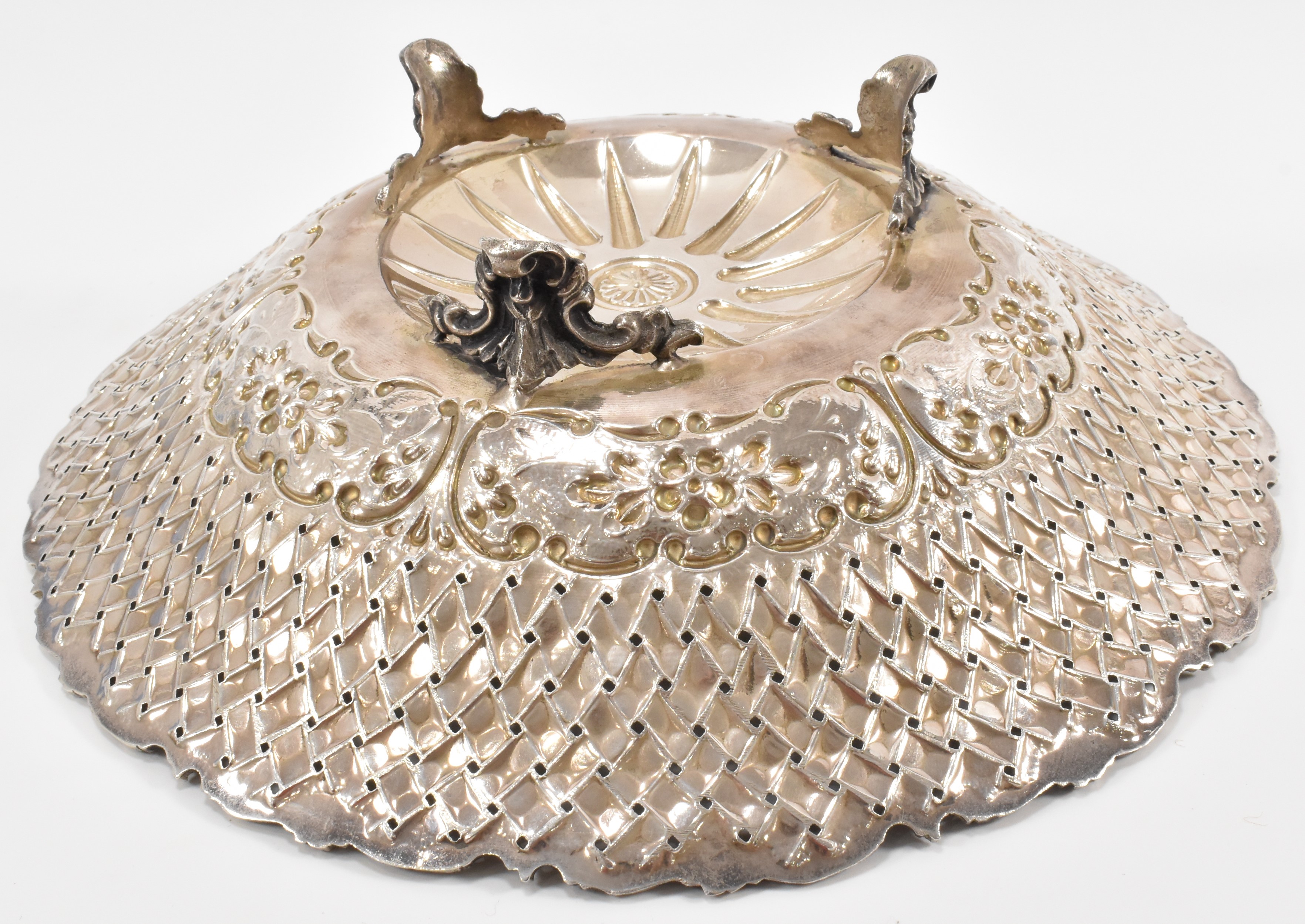 GREEK SILVER CENTRE PIECE DISH - Image 3 of 3