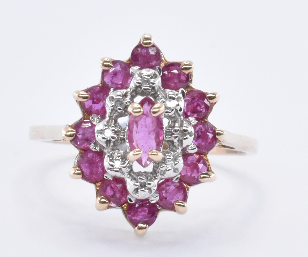 9CT GOLD CLUSTER RING WITH RUBIES AND DIAMONDS - Image 3 of 7