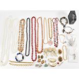 COLLECTION OF VINTAGE COSTUME JEWELLERY