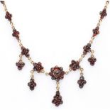 19TH CENTURY VICTORIAN GARNET NECKLACE