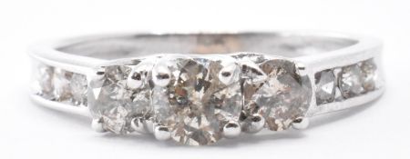 9CT WHITE GOLD & DIAMOND RING