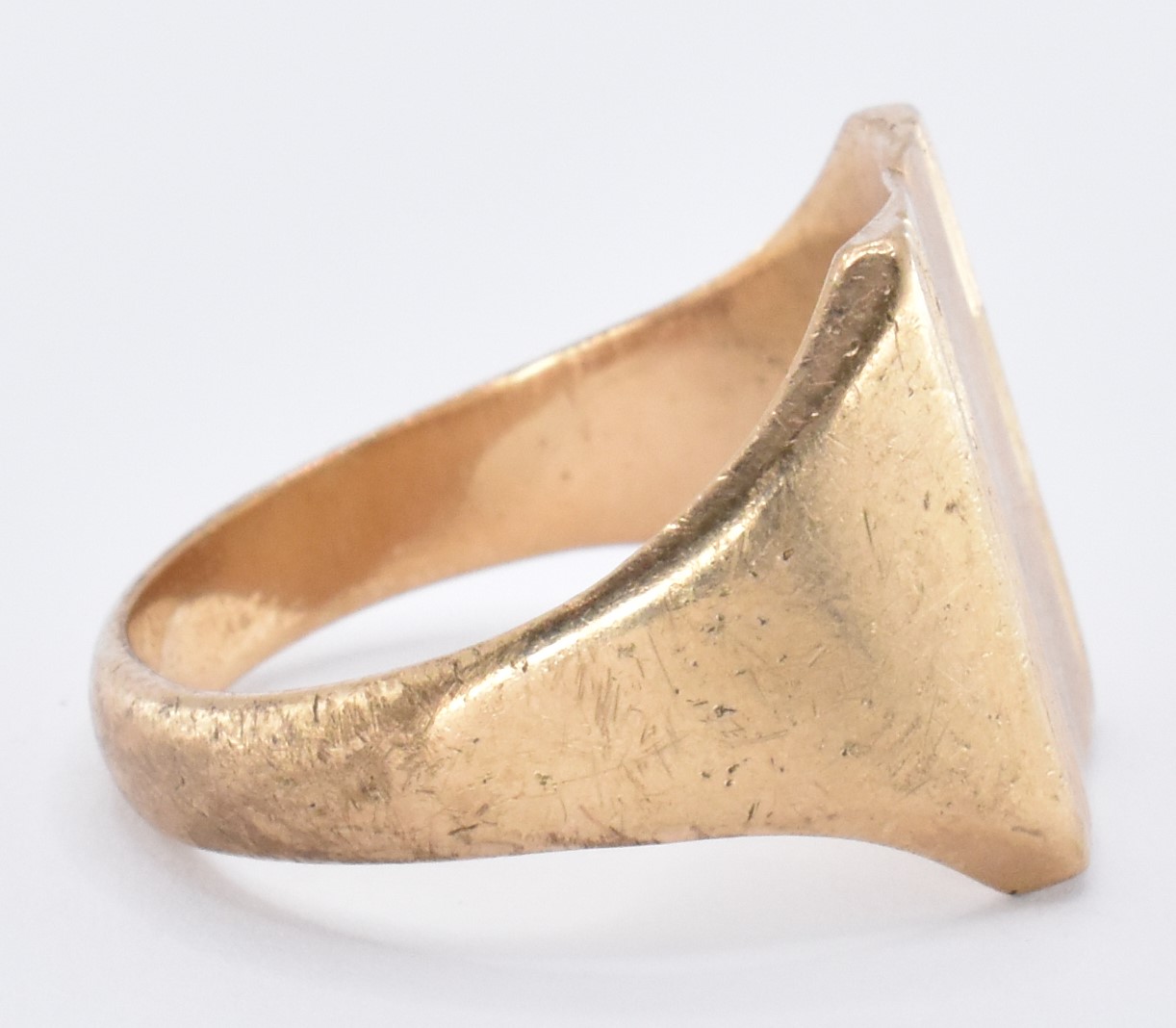 HALLMARKED 9CT GOLD SIGNET RING - Image 5 of 6