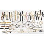 LARGE COLLECTION OF MIXED WRIST WATCHES