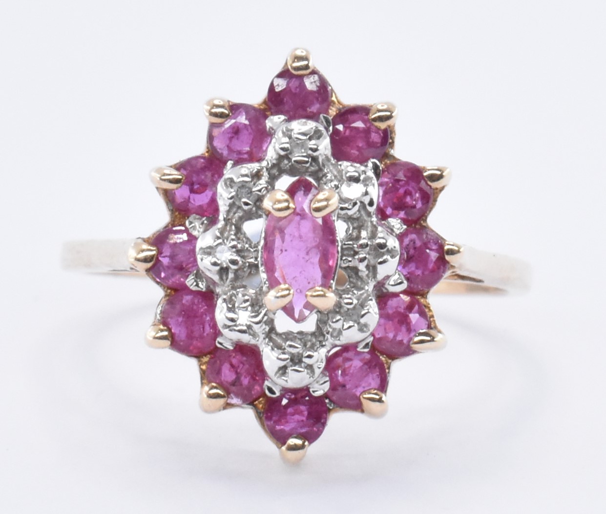 9CT GOLD CLUSTER RING WITH RUBIES AND DIAMONDS - Image 2 of 7