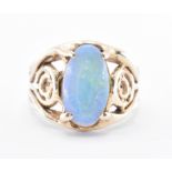 9CT GOLD & OPAL DOUBLET RING