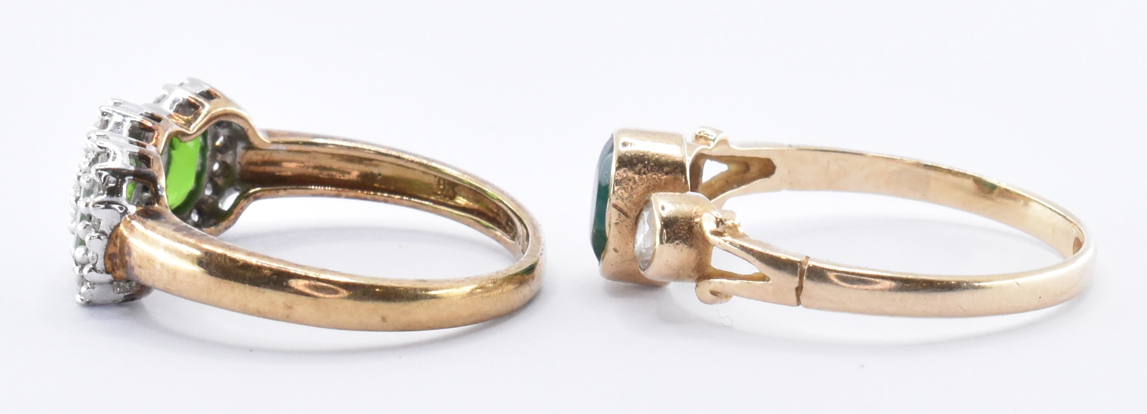 TWO 9CT GOLD & GREEN STONE RINGS - Image 4 of 10