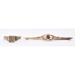 VICTORIAN 9CT GOLD MOURNING RING & 14CT GOLD BAR BROOCH