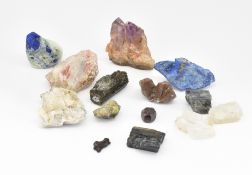 COLLECTION OF MINERAL & CRYSTAL SPECIMENS