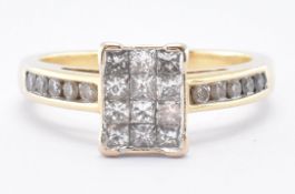 18CT GOLD & DIAMOND CLUSTER RING