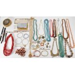 LARGE COLLECTION OF VINTAGE COSTUME JEWELLERY