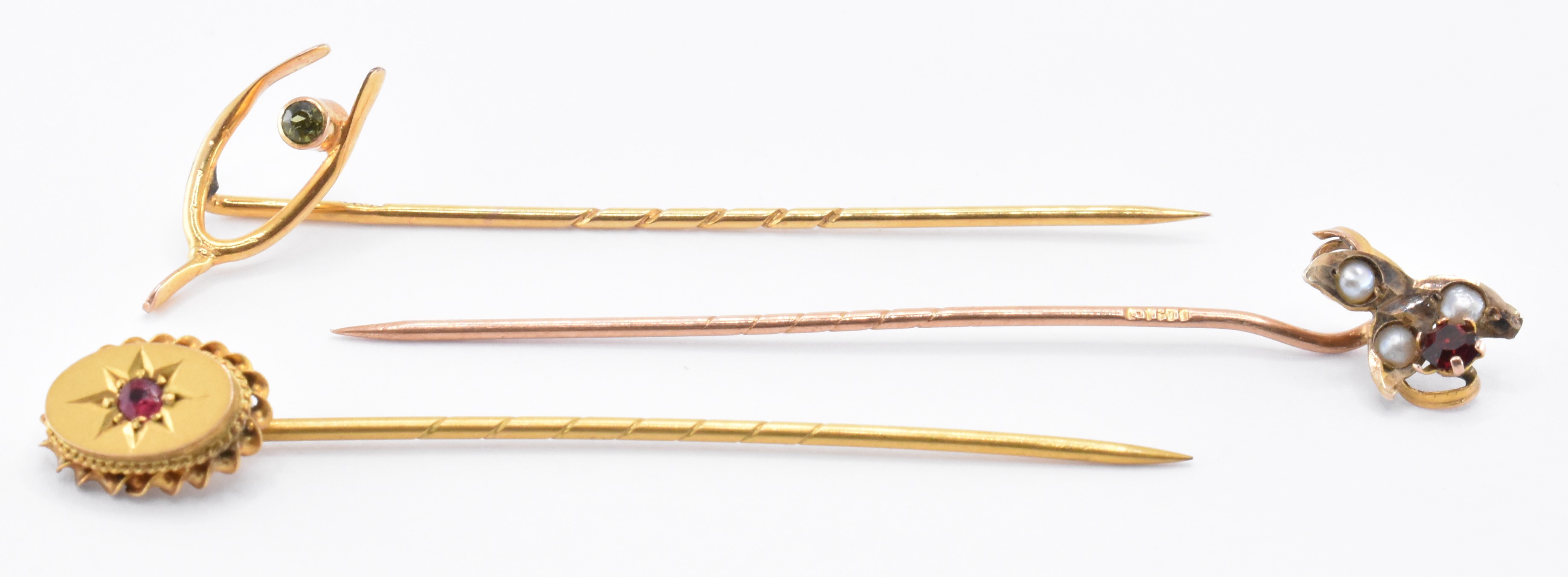 THREE VICTORIAN 9CT GOLD STICK PINS - Image 2 of 5