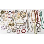 COLLECTION OF VINTAGE COSTUME JEWELLERY