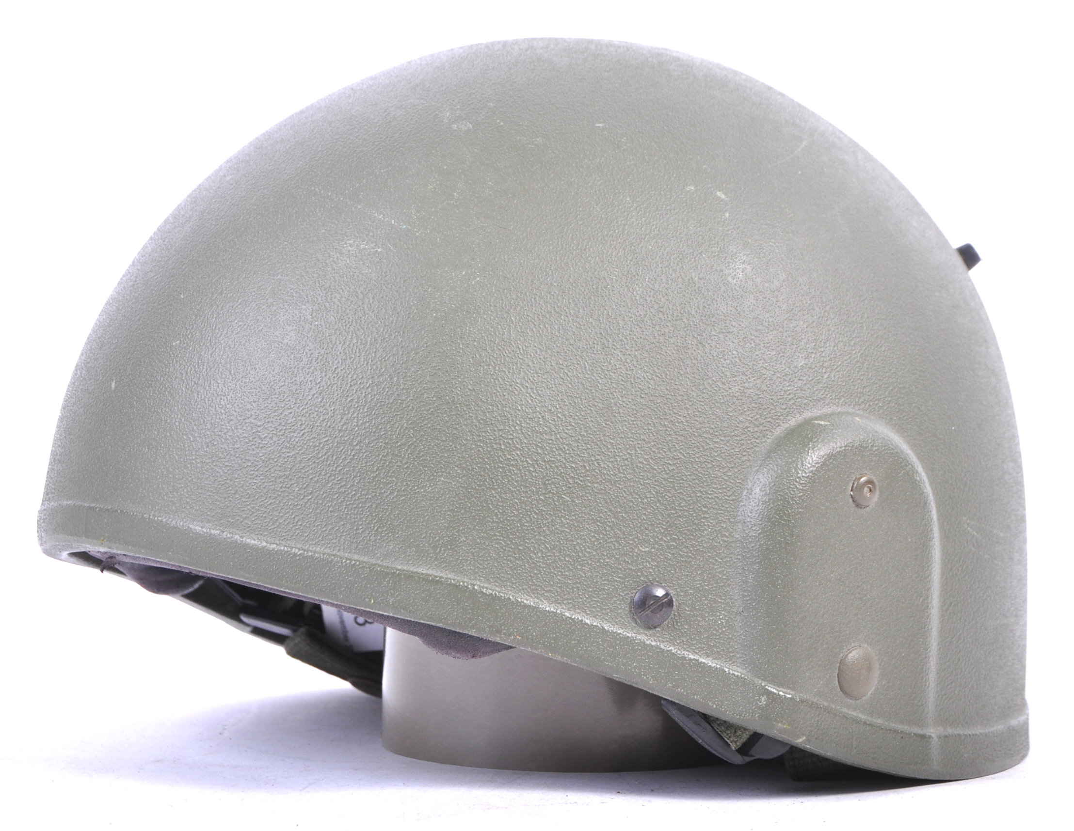 ORIGINAL POST WWII BRITISH ARMED FORCES MK6 COMBAT HELMET - Image 2 of 4