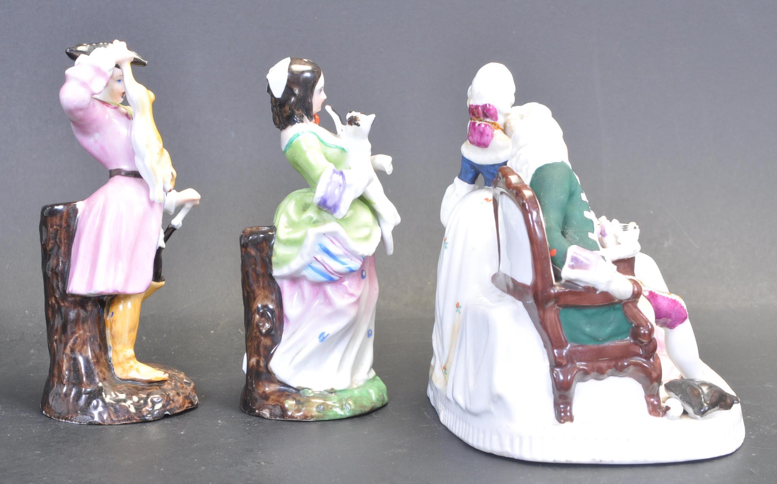 GROUP OF THREE STAFFORDSHIRE CERAMIC PORCELAIN FIGURINES - Image 4 of 6