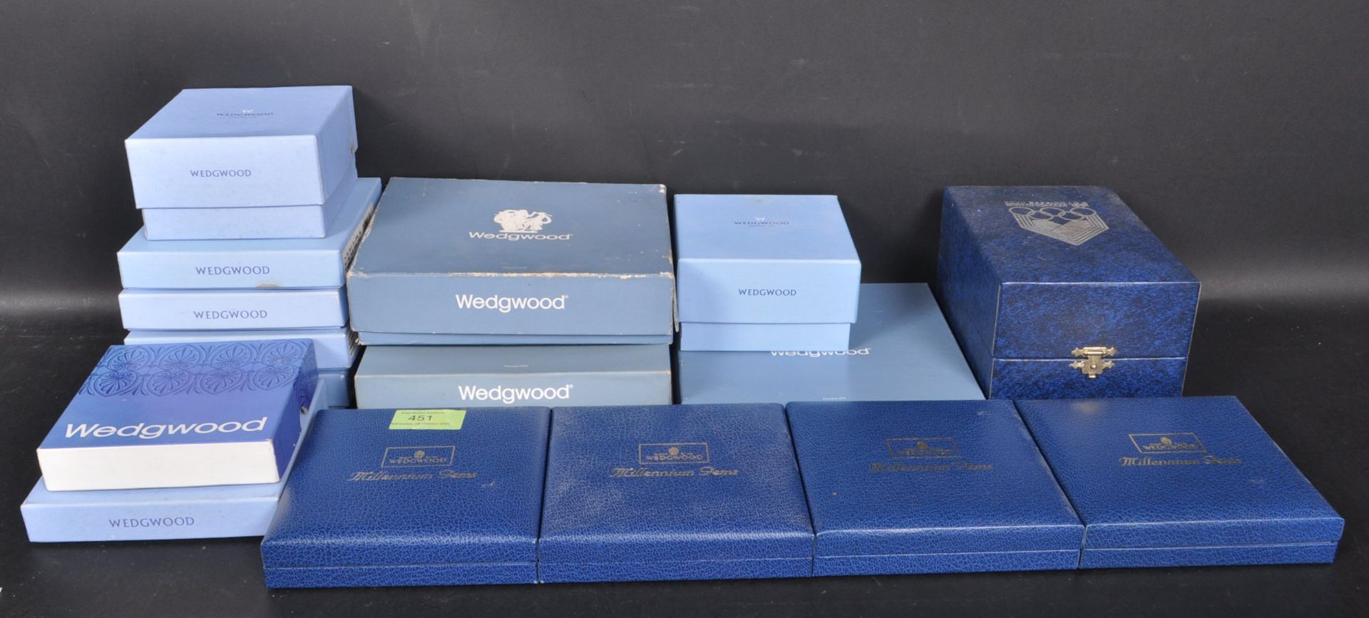 COLLECTION OF VINTAGE 20TH CENTURY WEDGWOOD JASPERWARE