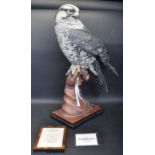 LATE 20TH CENTURY GIUSUPPE ARMANI SCULPTURE OF A FALCON