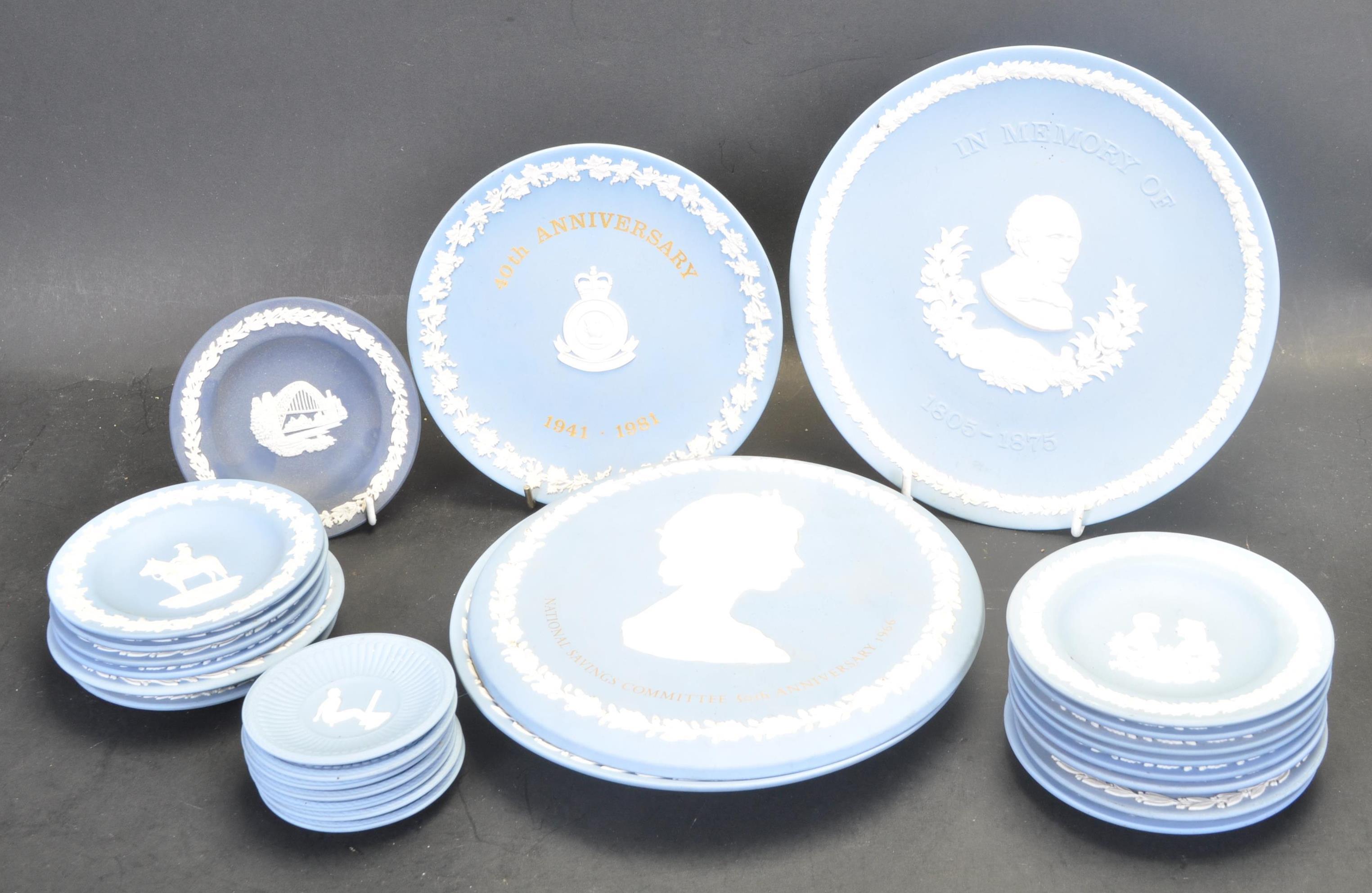 COLLECTION OF WEDGWOOD JAPSERWARE PLATES - Image 2 of 8