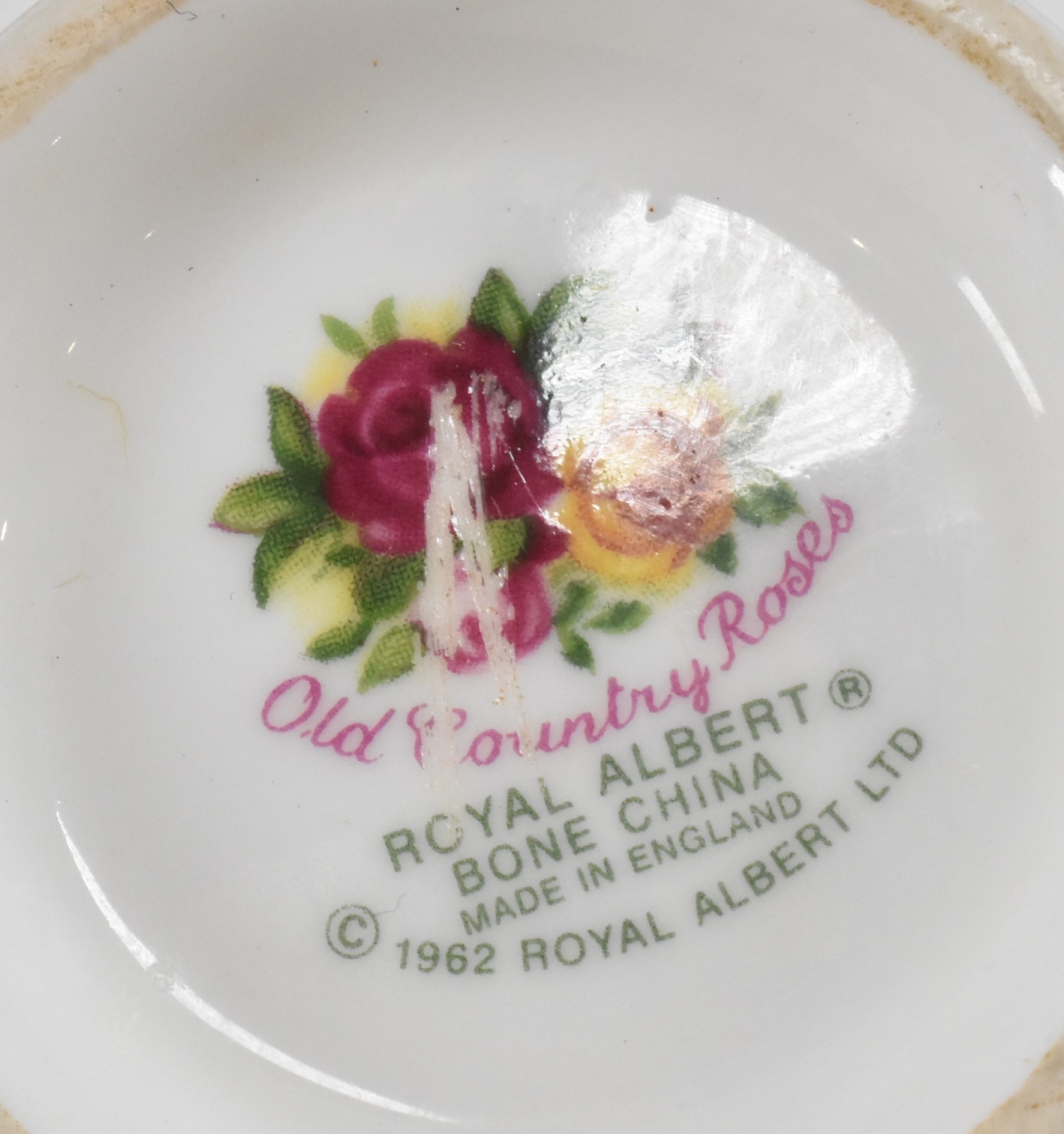 ROYAL ALBERT OLD COUNTRY ROSES DINNER SERVICE - Image 9 of 9