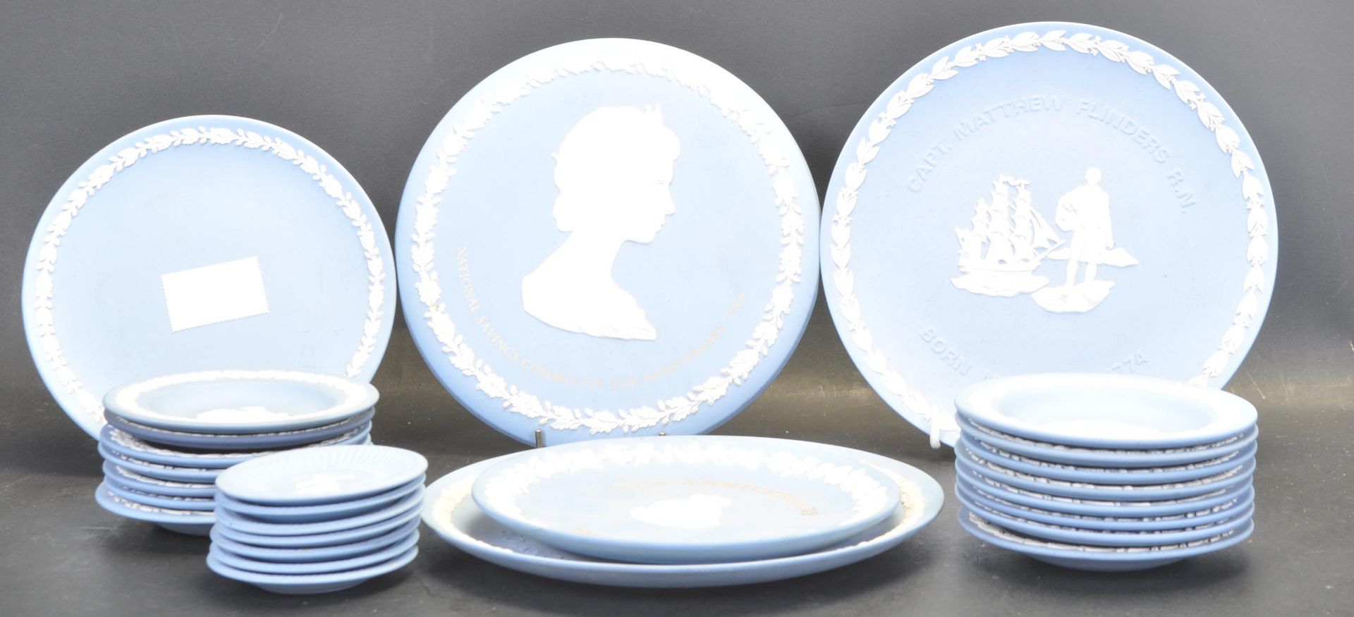 COLLECTION OF WEDGWOOD JAPSERWARE PLATES