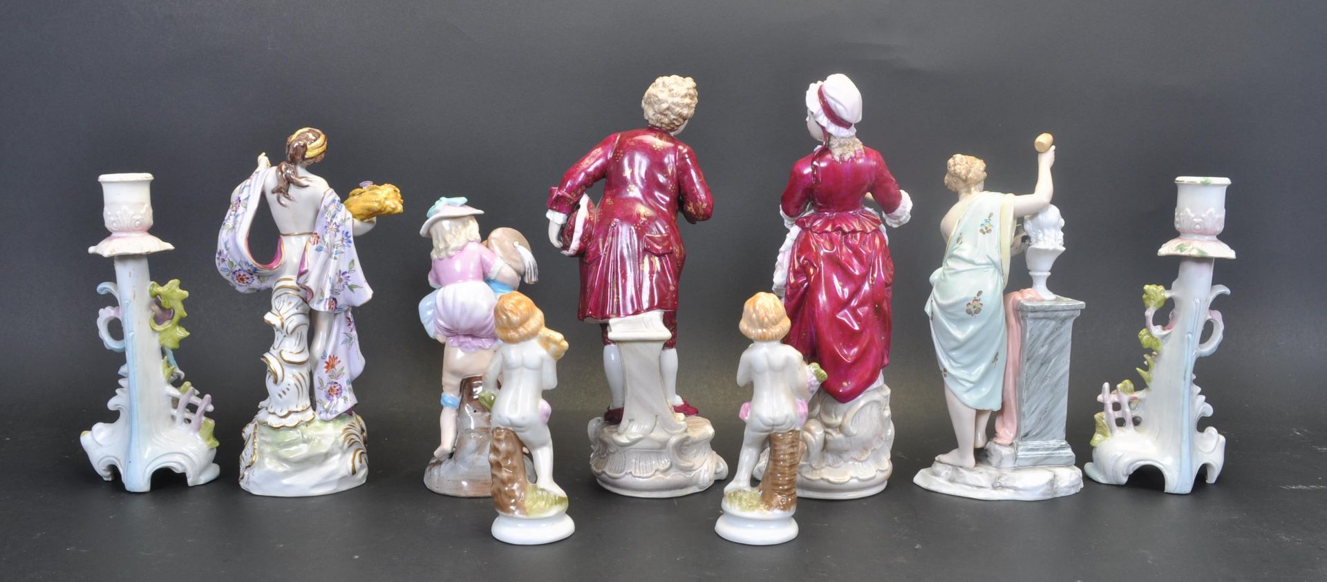 GRAOUP OF NINE PORCELAIN NEOCLASSICAL GERMAN FIGURINES - Bild 3 aus 8