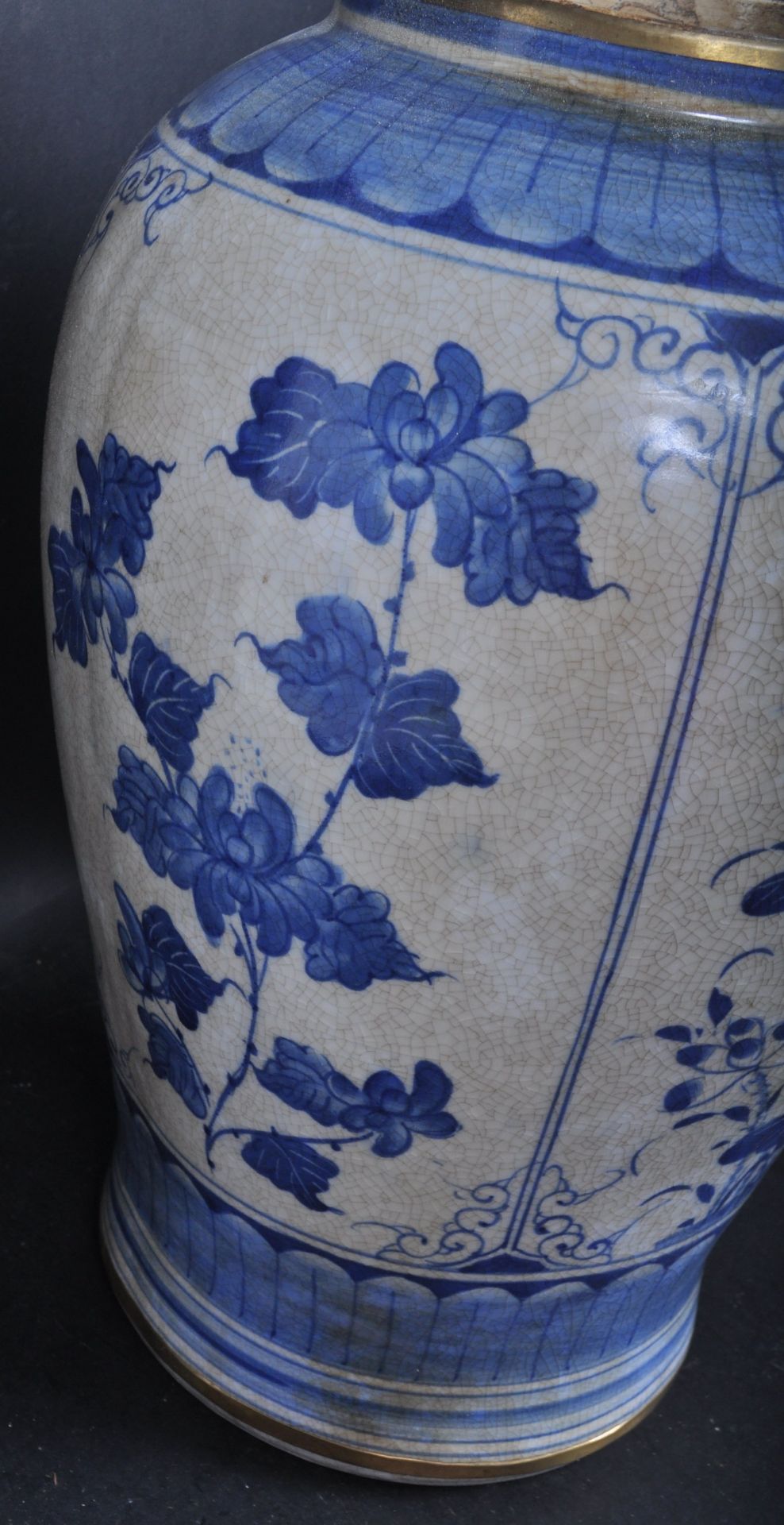 LARGE PAIR OF VINTAGE 20TH CENTURY CHINESE ORIENTAL BLUE AND WHITE VASES - Bild 4 aus 15