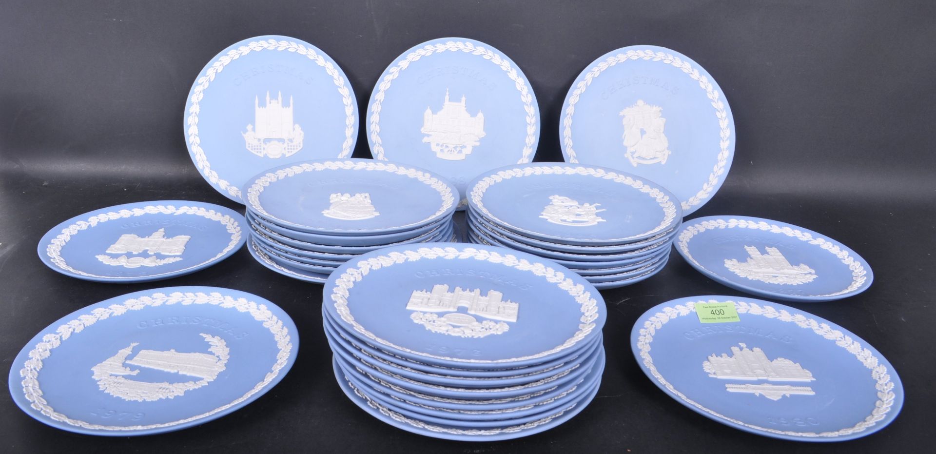 LARGE COLLECTION OF WEDGWOOD JASPERWARE COMMEMORATIVE CHRISTMAS PLATES