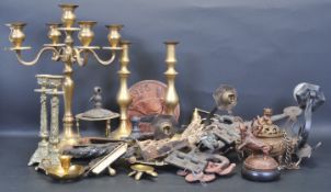 LARGE COLLECTION OF VINTAGE BRASS AND IRON WARE