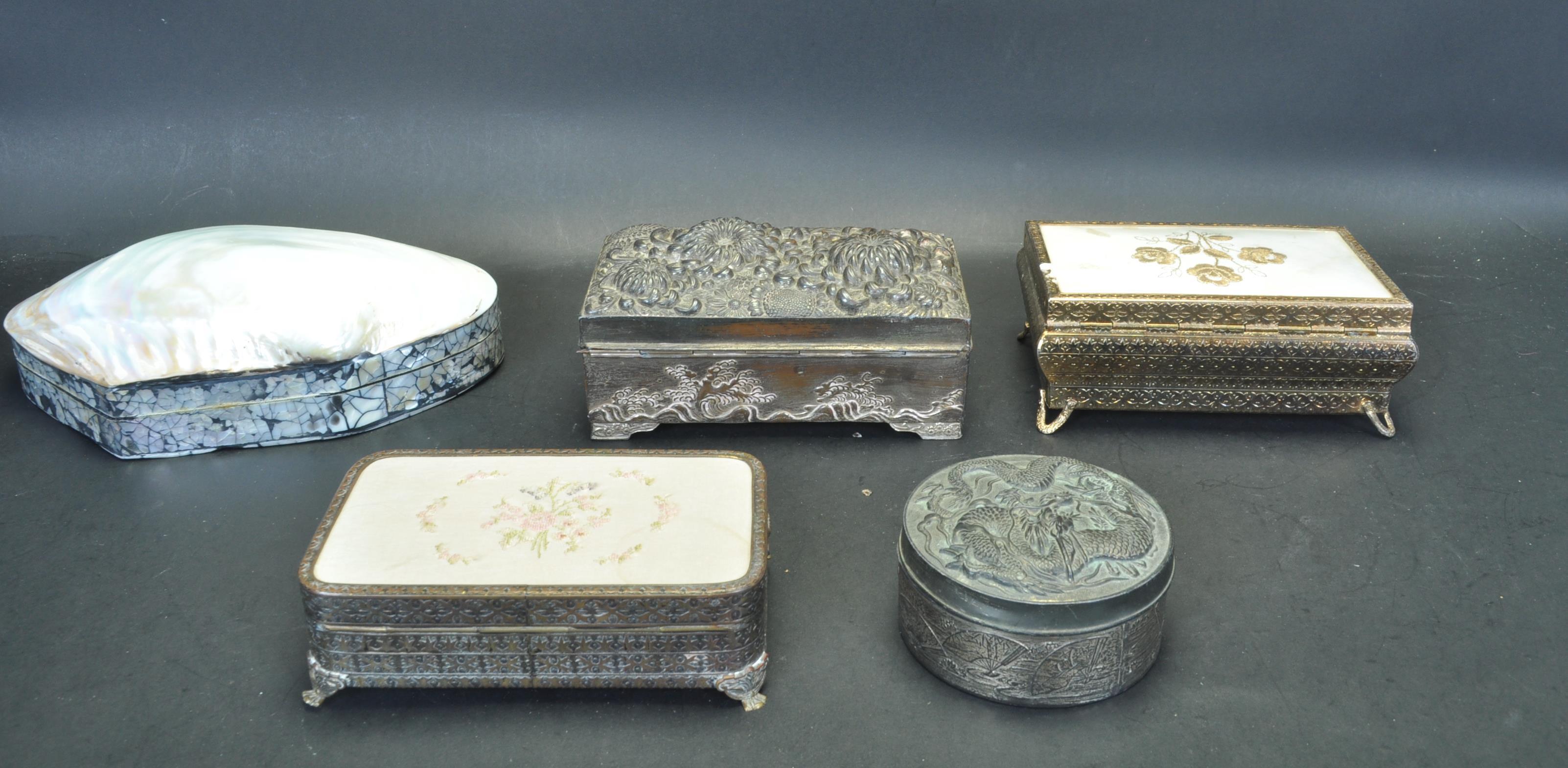 COLLECTION OF VINTAGE 20TH CENTURY JEWELLERY BOXES - Image 5 of 6