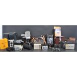 QUANTITY OF VINTAGE LATE 20TH CENTURY CAMERAS