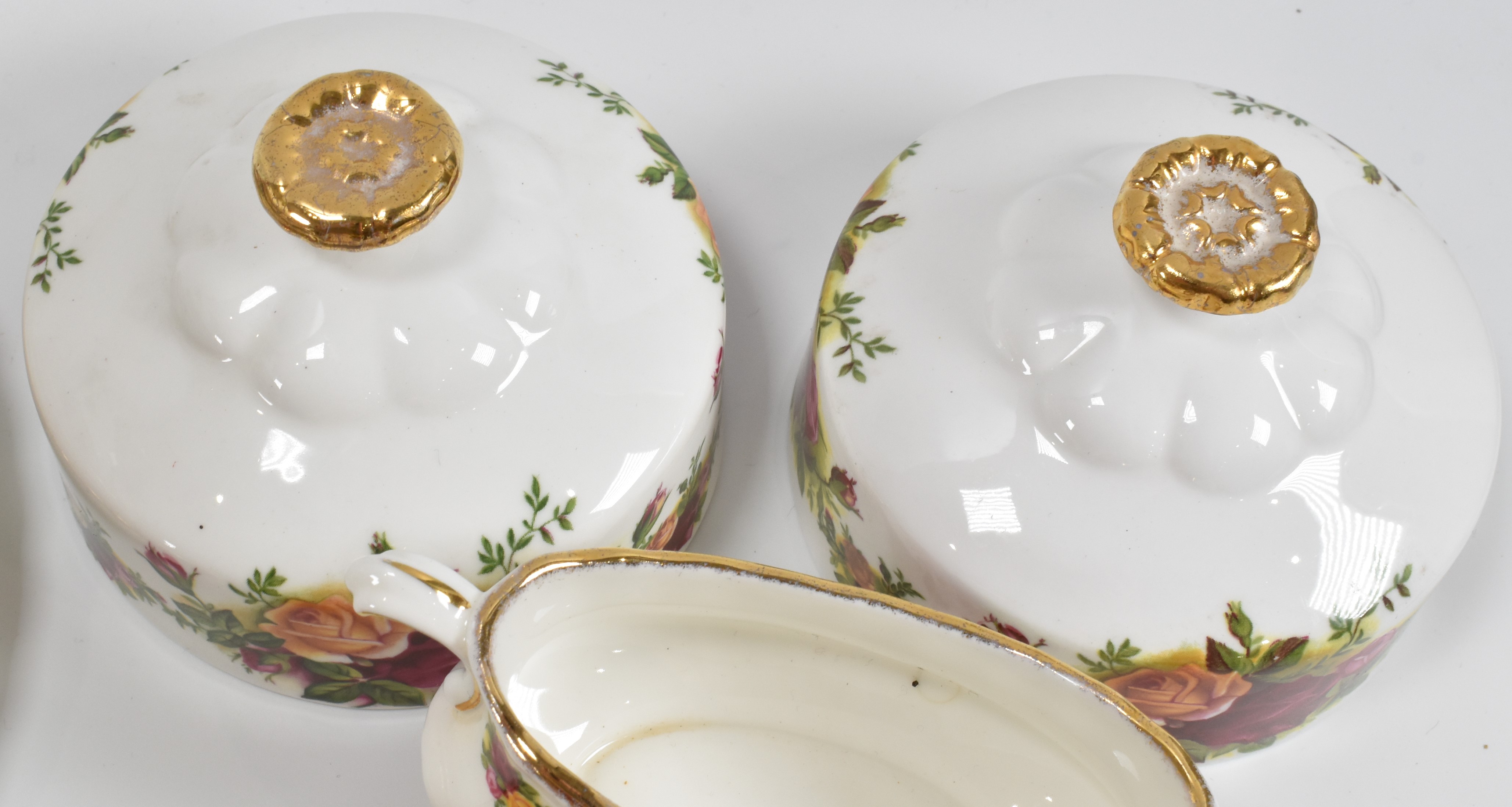 ROYAL ALBERT OLD COUNTRY ROSES DINNER SERVICE - Image 8 of 9