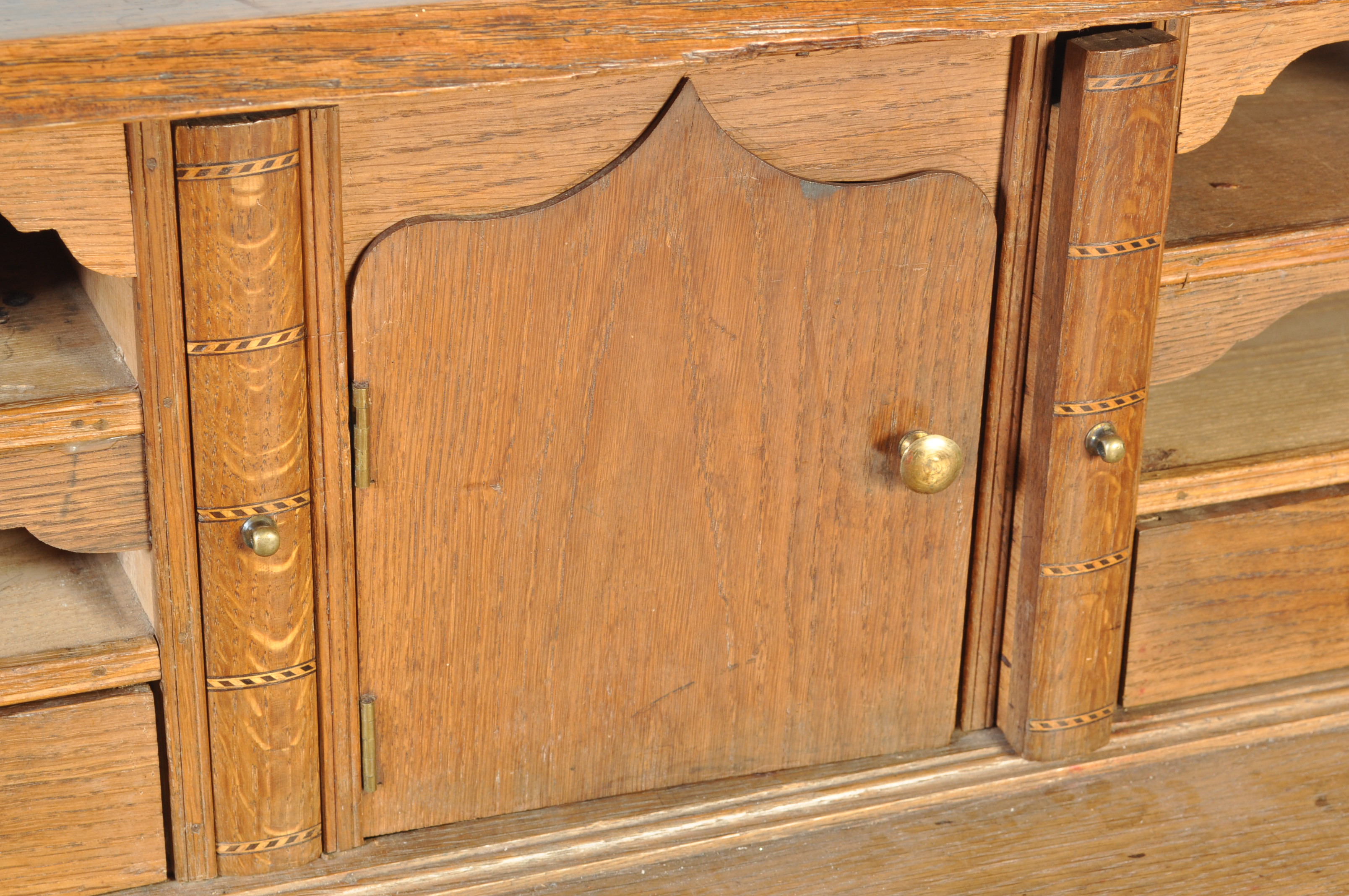 EARLY 19TH CENTURY GEORGIAN OAK BUREAU - Image 3 of 11