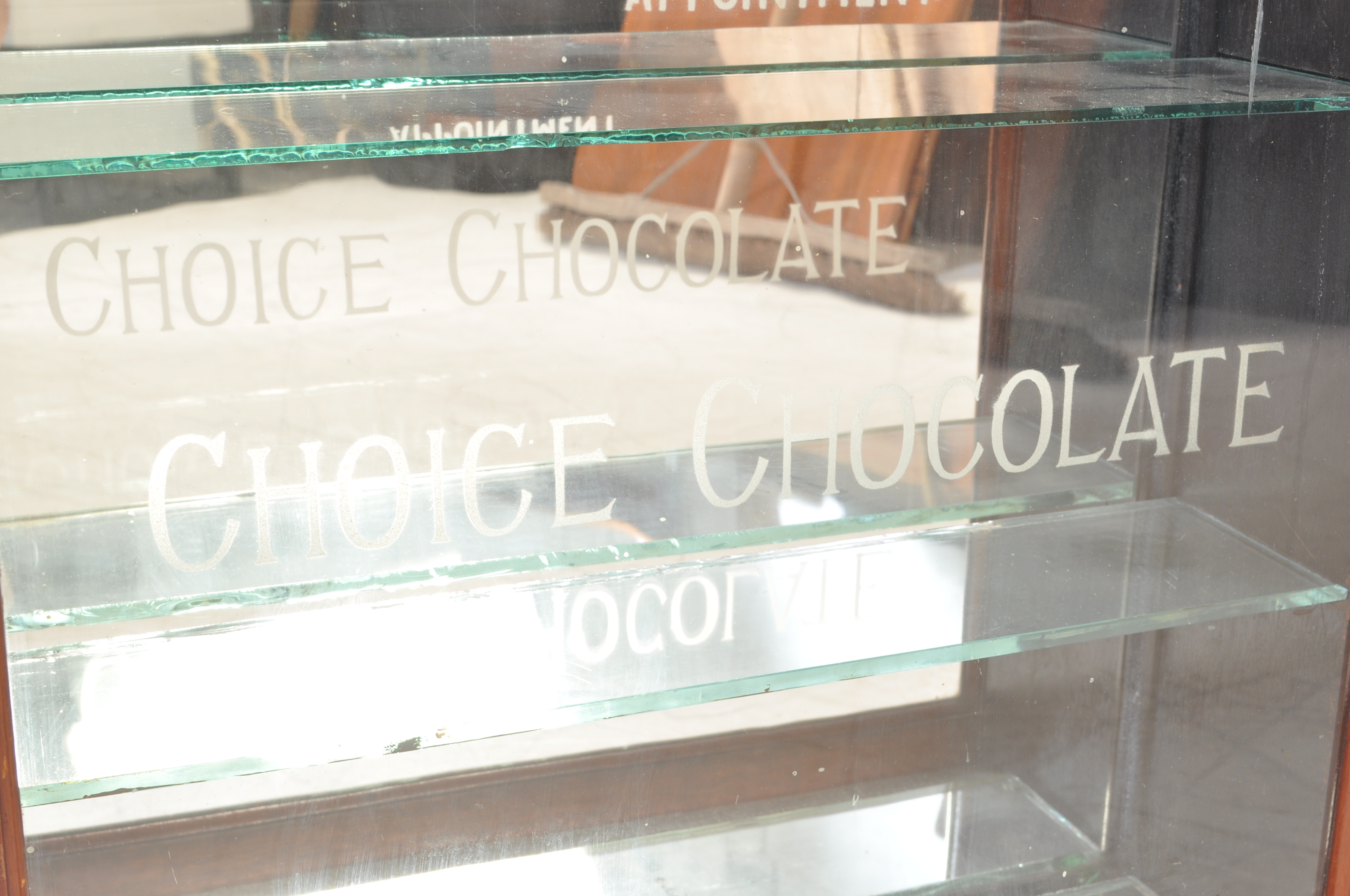 FRY'S CHOICE CHOCOLATE MAHOGANY SHOP DISPLAY CABINET - Image 5 of 6