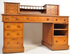 19TH CENTURY VICTORIAN MAHOGANY DICKENS DESK