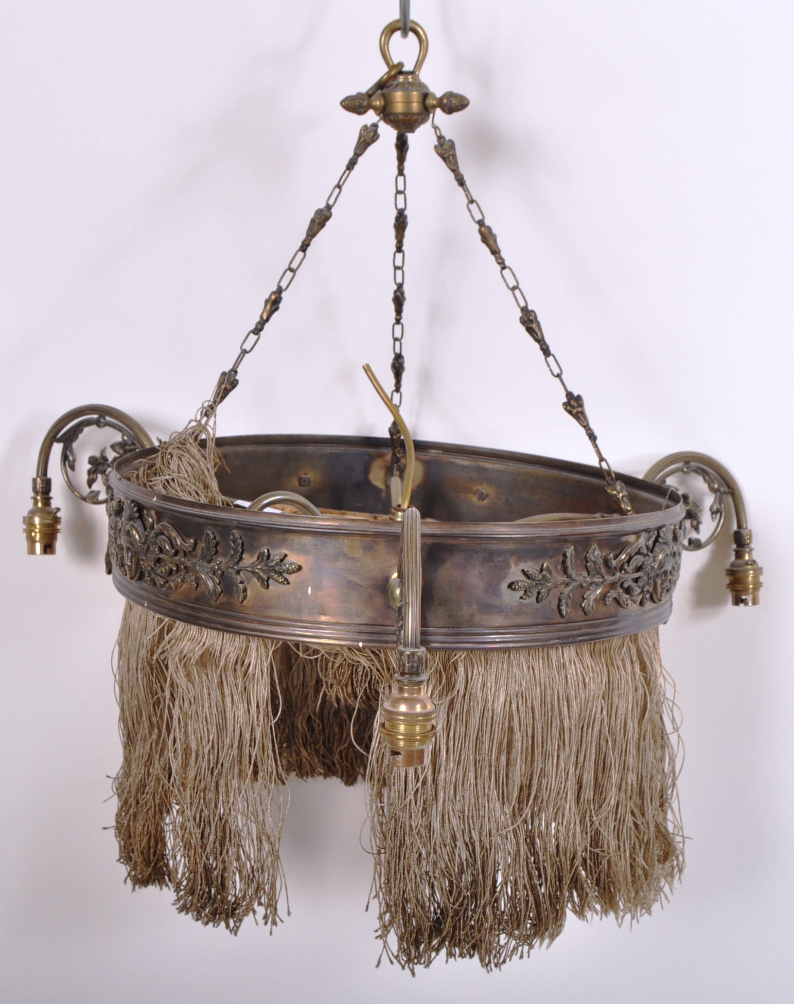 MID 20TH CENTURY BRASS NEOCLASSICAL CHANDELIER - Image 2 of 7