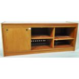 RETRO MID CENTURY TEAK LOW SIDEBOARD / HI-FI RECORD CABINET