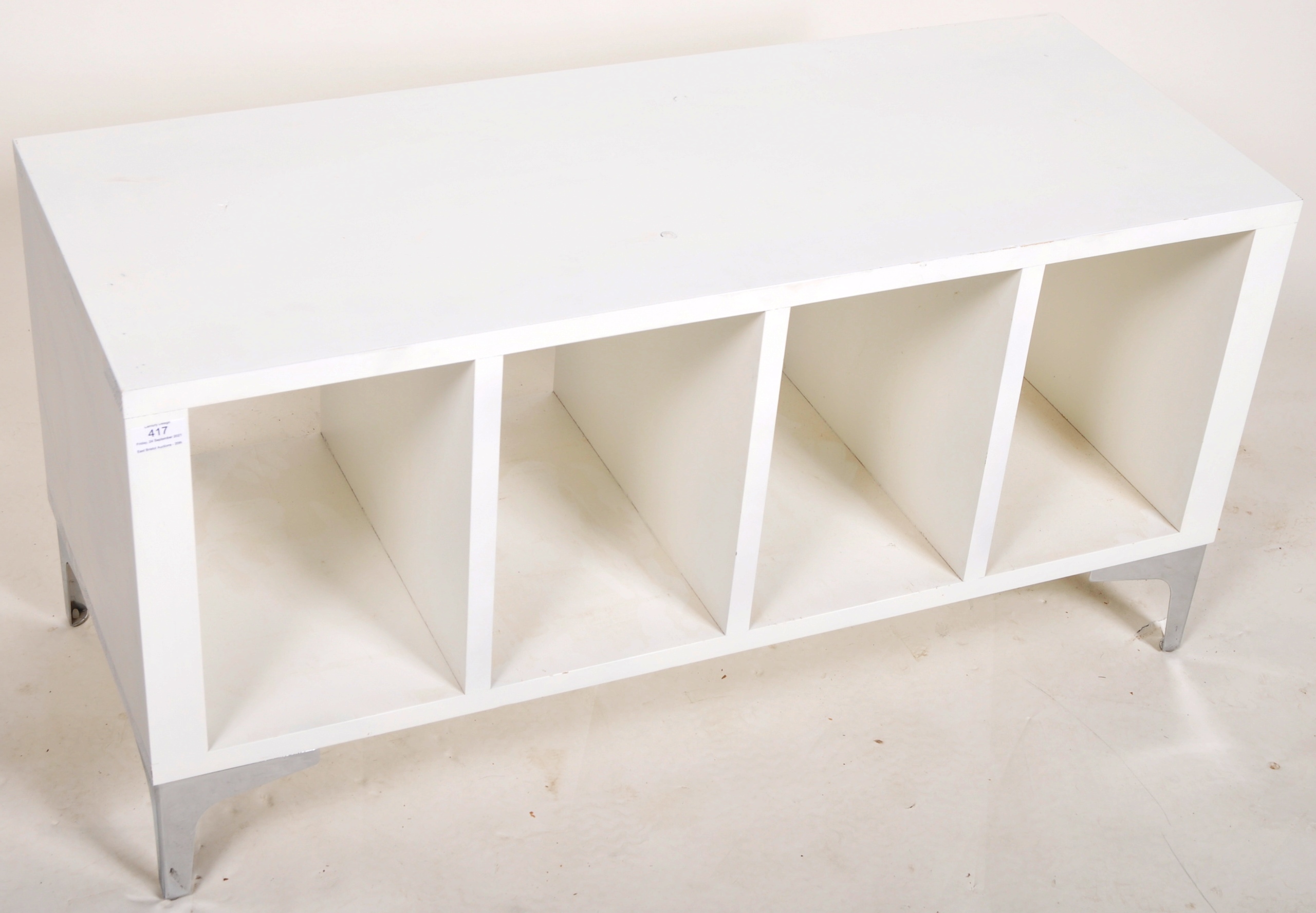 CONTEMPORARY MODERNIST MINIMALIST WHITE LAMINATE SIDEBOARD - Image 3 of 4