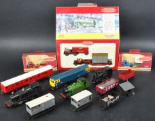 COLLECTION OF ASSORTED 00 GAUGE MODEL RAILWAY ITEMS