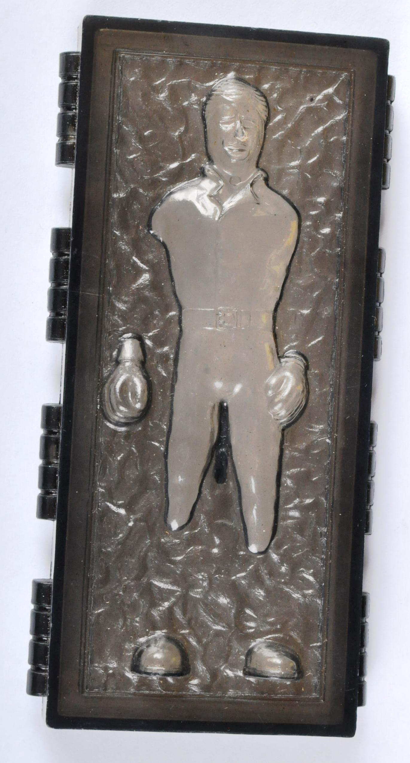 STAR WARS - LAST 17 HAN SOLO IN CARBONITE CHAMBER FIGURE - Image 5 of 5