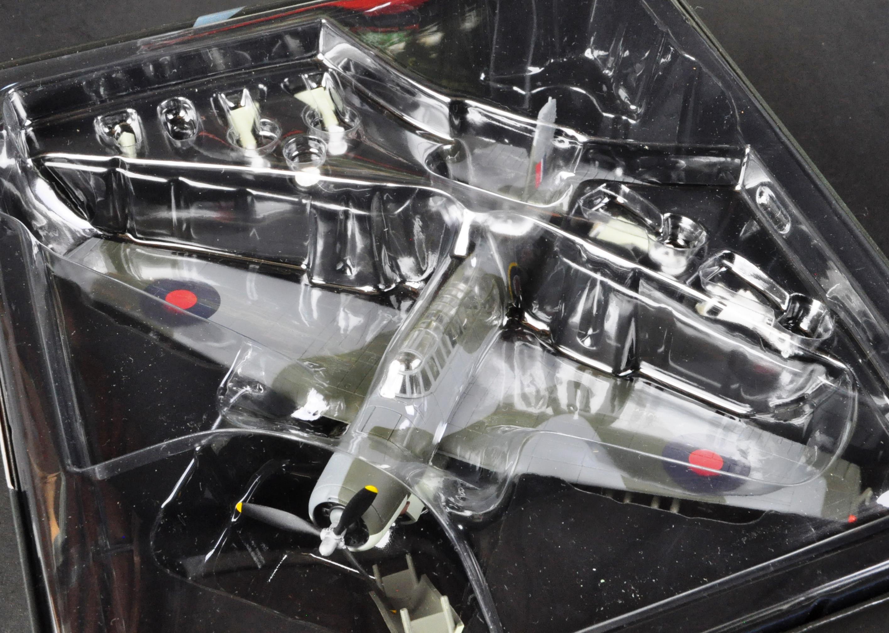 CORGI ' PREDATORS OF THE SKIES ' AVIATION DIECAST MODELS - Image 2 of 5