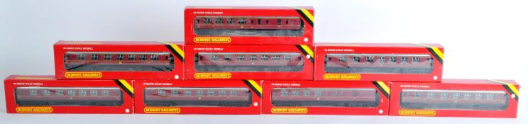 COLLECTION OF VINTAGE HORNBY 00 GAUGE CARRIAGES