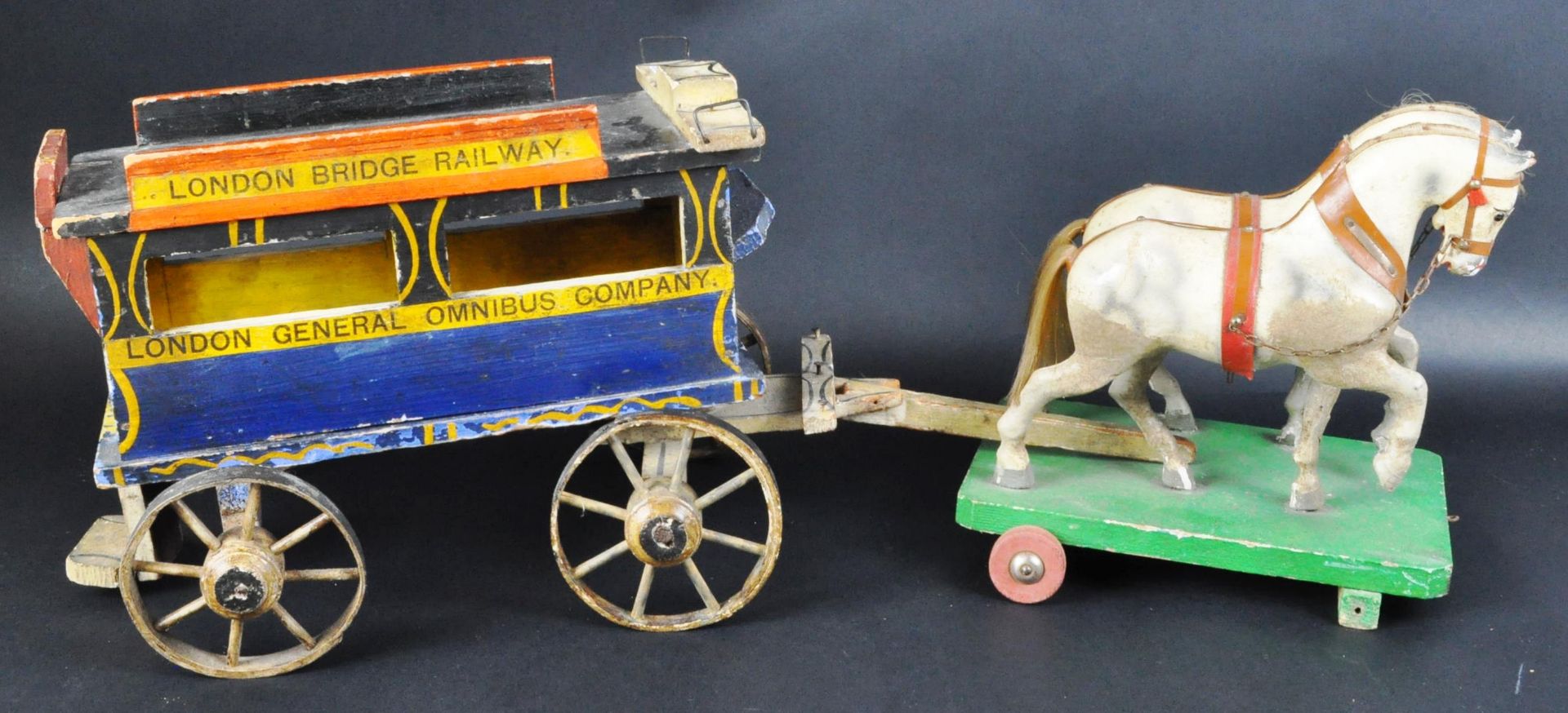 19TH CENTURY HAND MADE WOODEN PULL ALONG HORSE & CART - Image 4 of 5