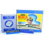 COLLECTION OF ASSORTED HORNBY DUBLO MODEL RAILWAY ITEMS