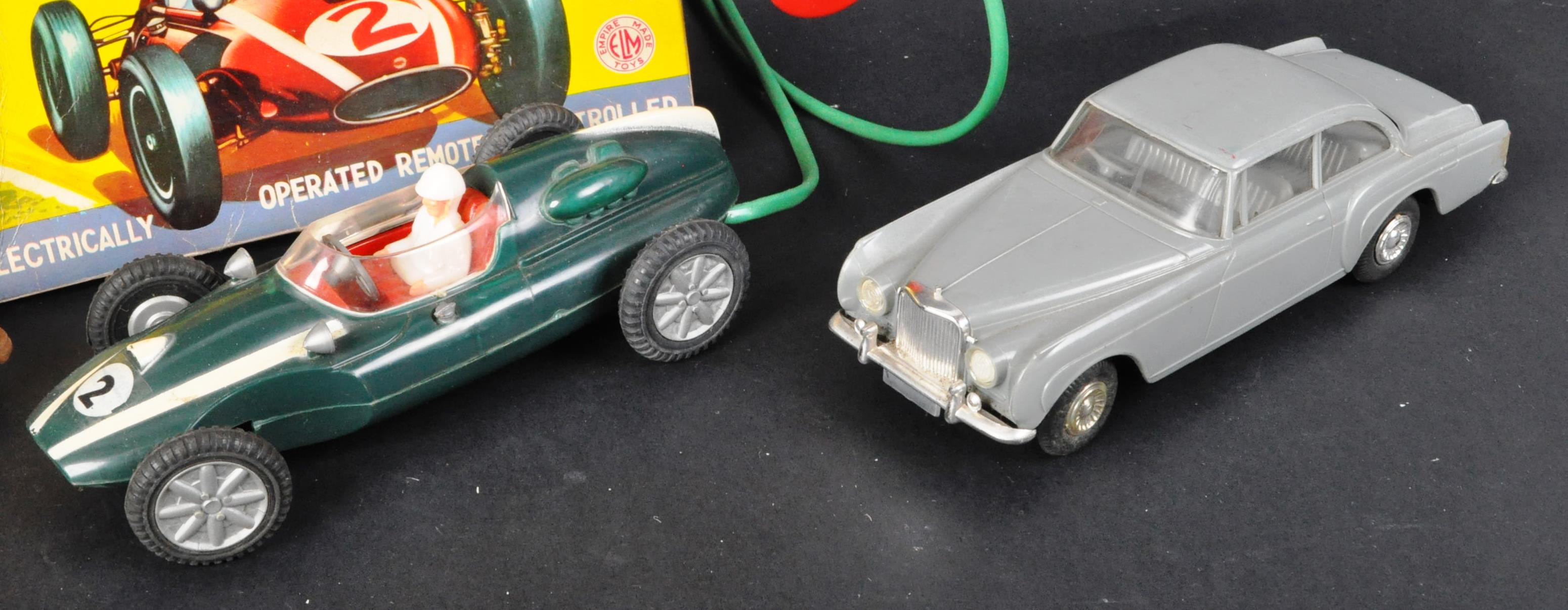 COLLECTION OF VINTAGE TIN PLATE AND FRICTION MOTOR TOY CARS - Image 3 of 5