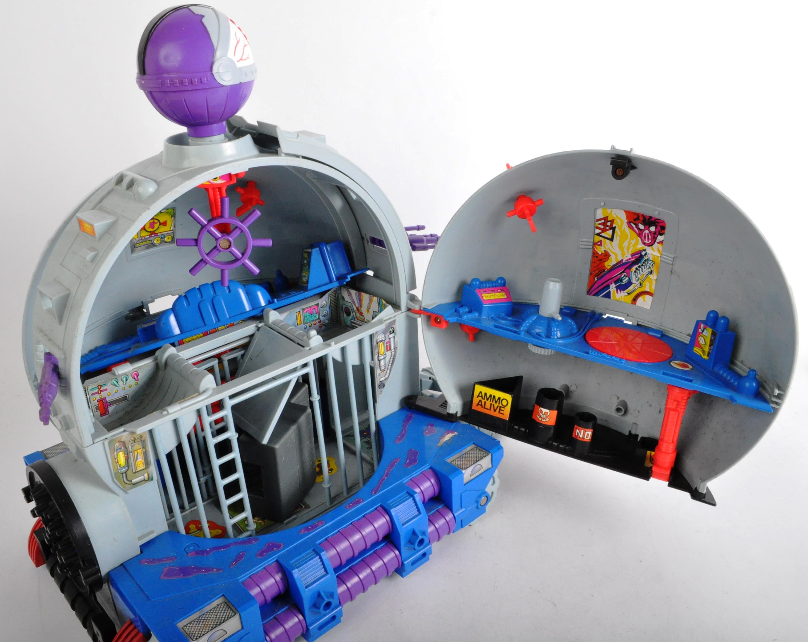 TEENAGE MUTANT NINJA TURTLES - SCARCE TECHNODROME PLAYSET - Image 5 of 5