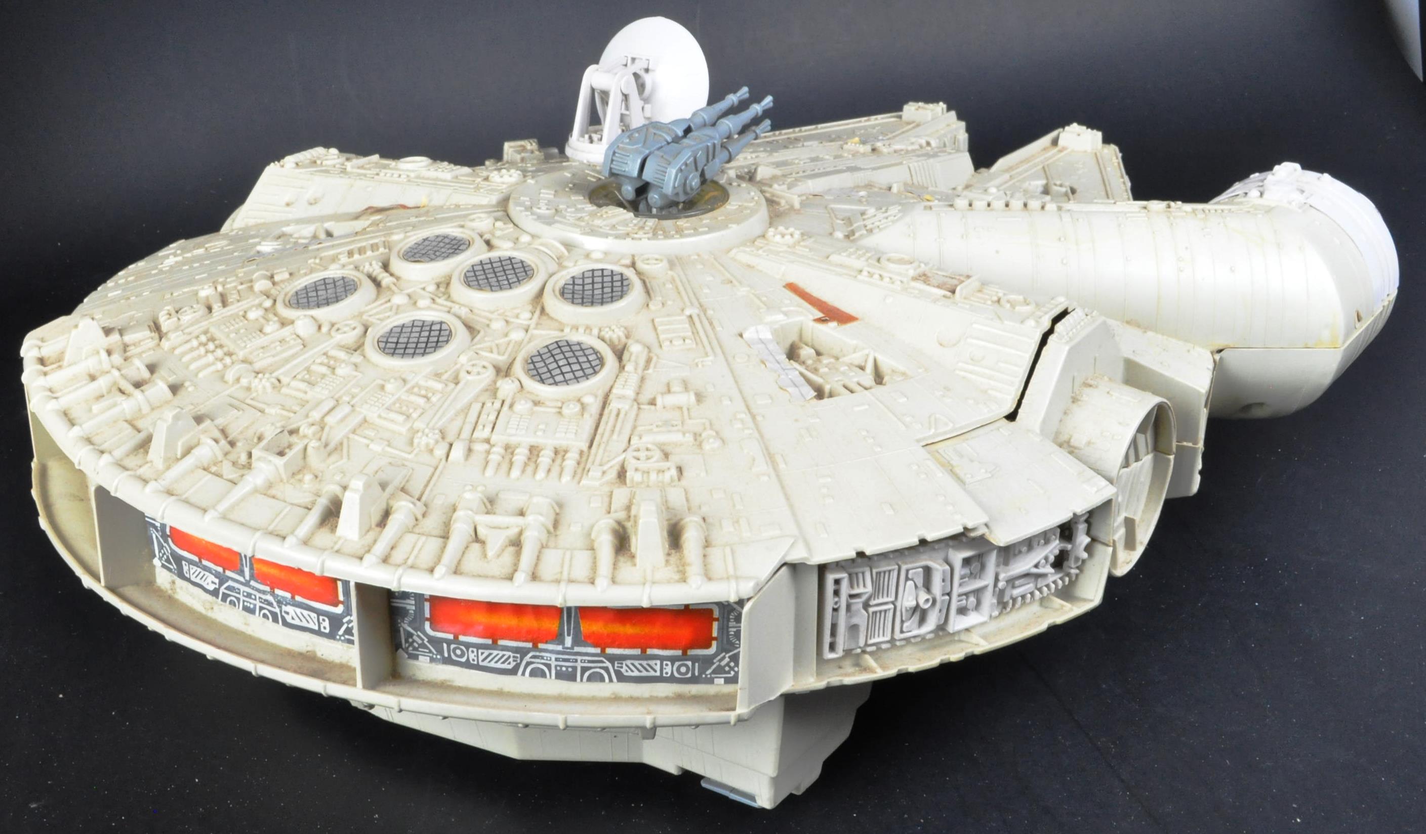 STAR WARS - ORIGINAL VINTAGE MILLENNIUM FALCON PLAYSET - Image 5 of 9