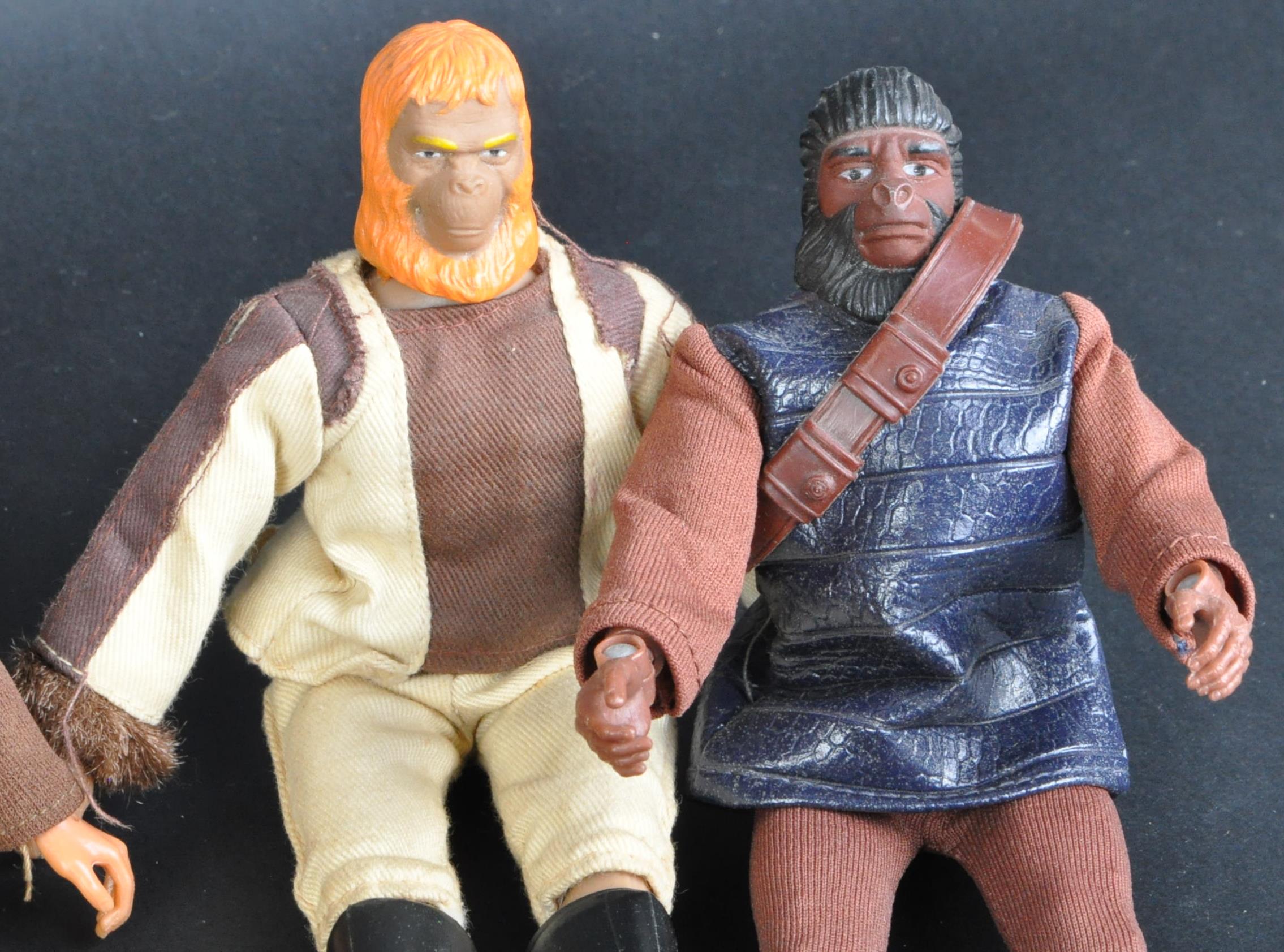 PLANET OF THE APES - COLLECTION OF VINTAGE MEGO ACTION FIGURES - Image 4 of 5